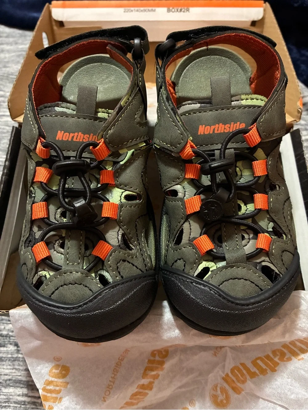 Northside Kids Olive Green and Orange Outdoor Sandals